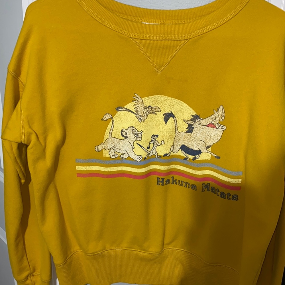 Lion king crop top long sleeve, negotiable